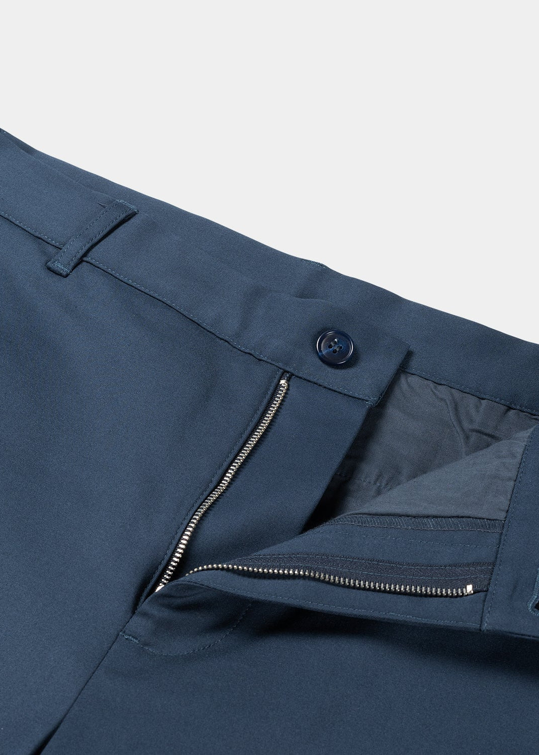 The Essence Chino