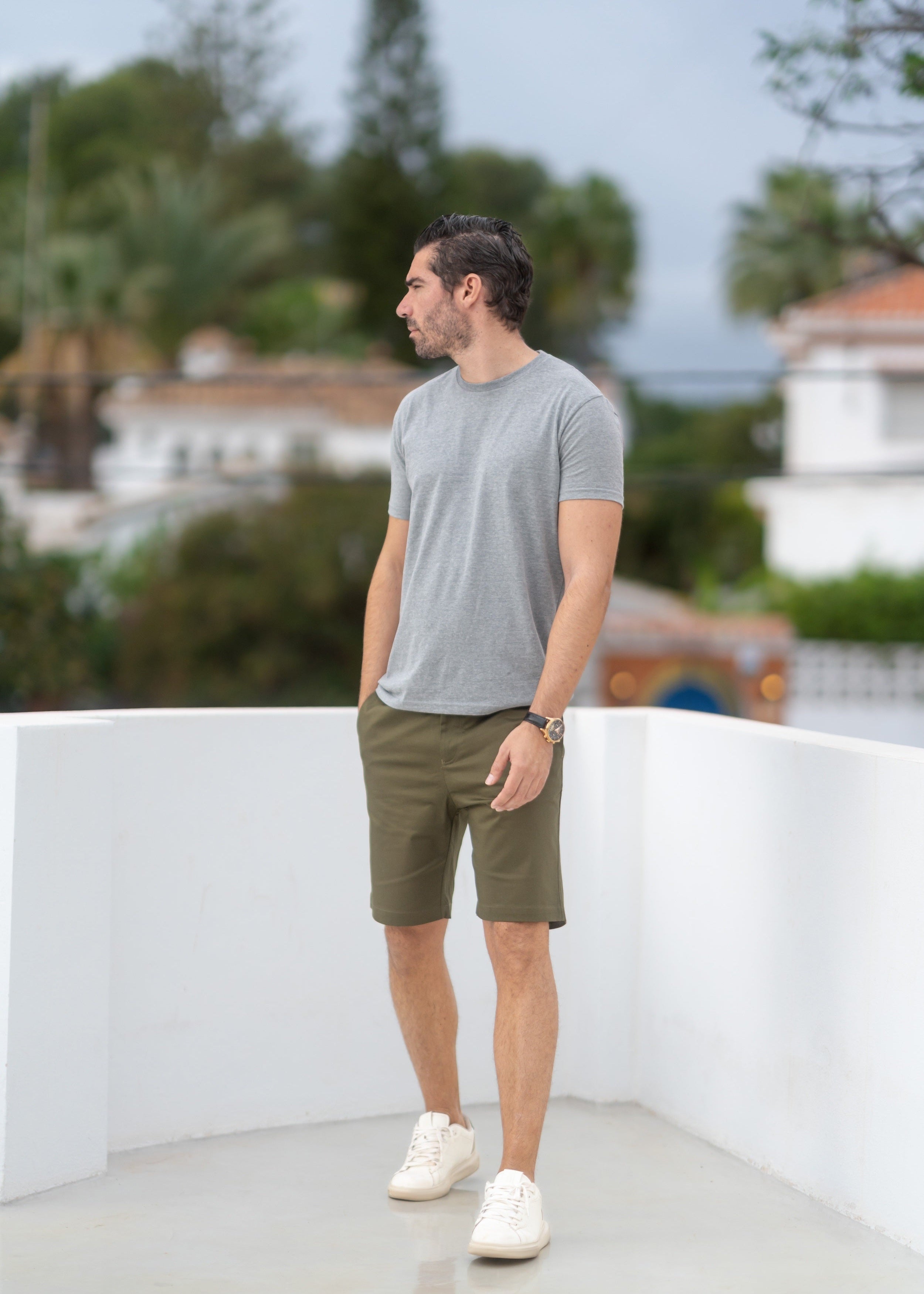 The No. 1 All Day R-Neck Tee