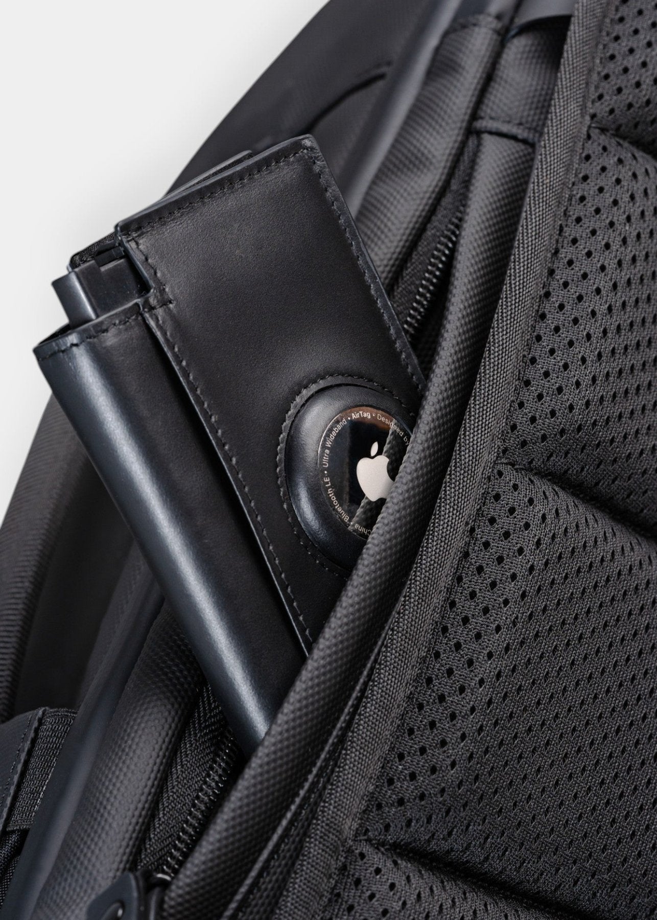 Airtag Wallet Black