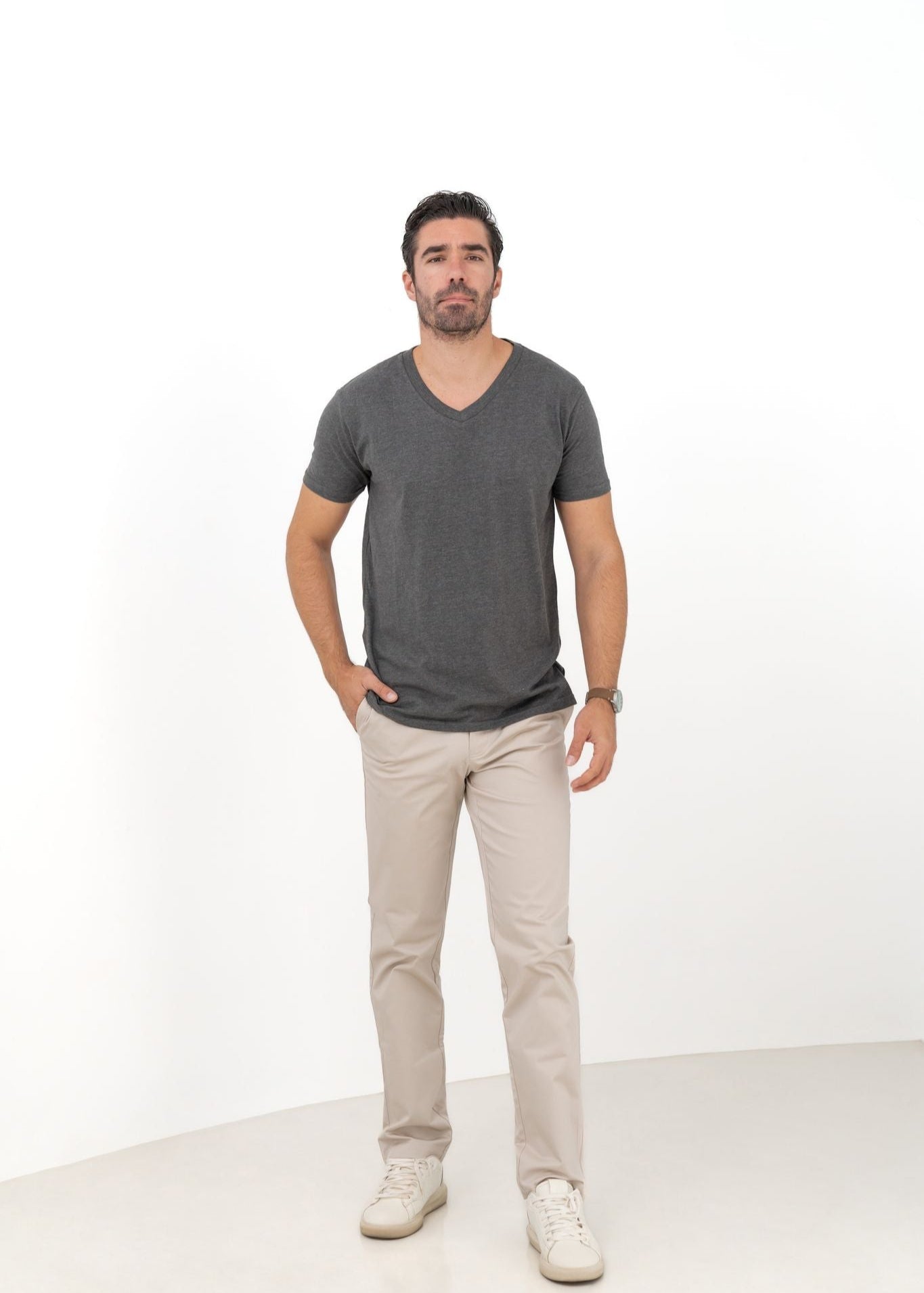 Essential Wardrobe V-Neck 3-Pack